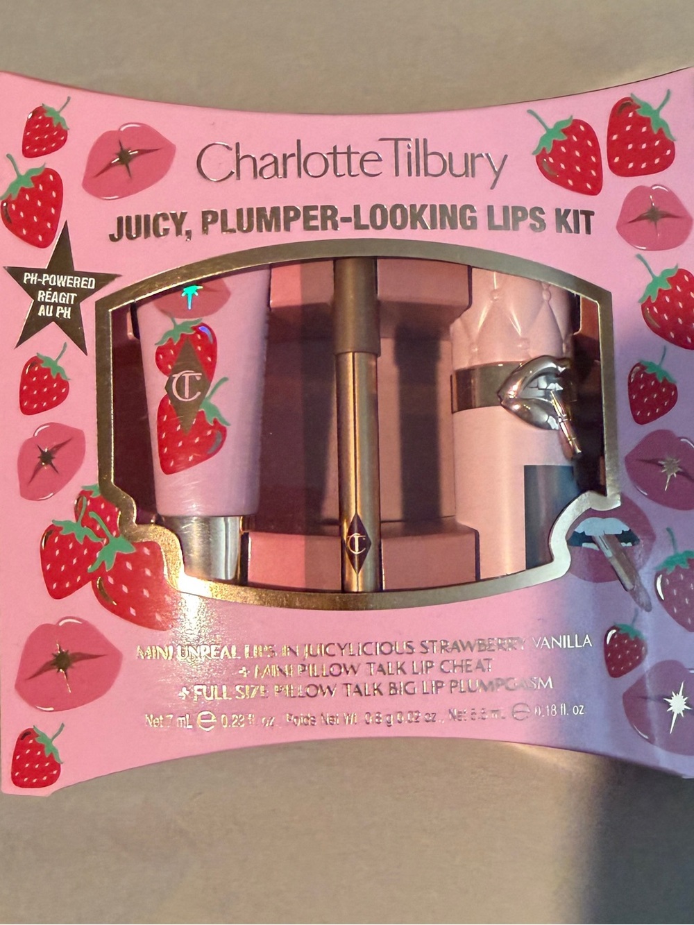 Charlotte Tilbury Strawberry Pink Juicy Plumper-Looking Lips Kit